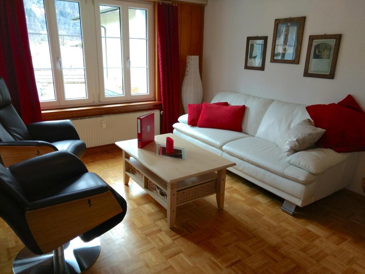 Mountain-Panorama Apartment Майринген Екстериор снимка